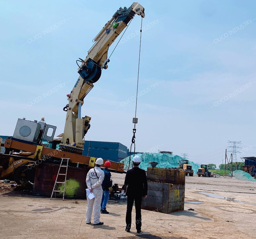 CCS certificate telescopic knuckle boom crane