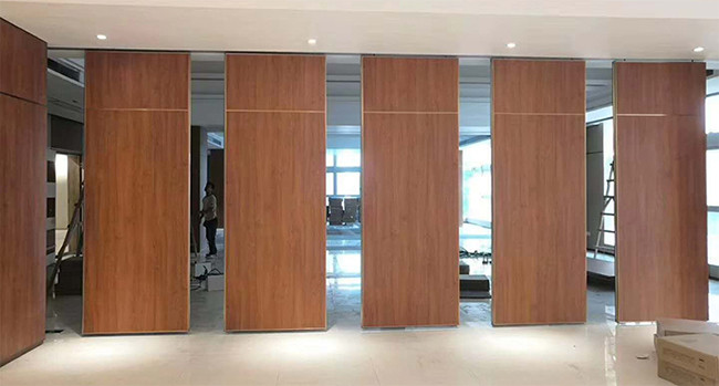 Red MDF Aluminum Movable Folding Partition Wall Dividers For Hotel