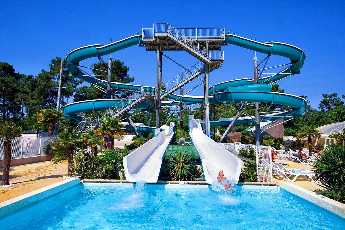 Water Park Kids Amusement Games Equipment Water Sport Fiberglass Slide