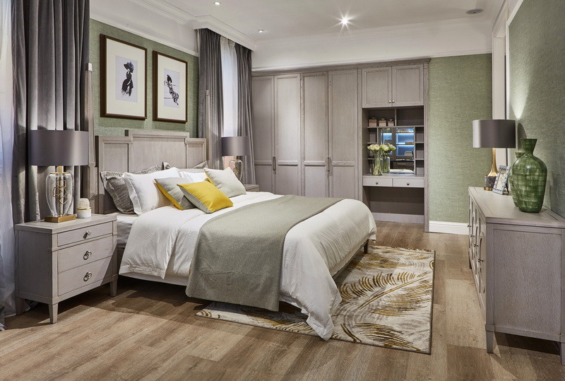 Oak Wood Bed Furniture Set In American Style Design For Luxury House Bedroom with king size headboard panel