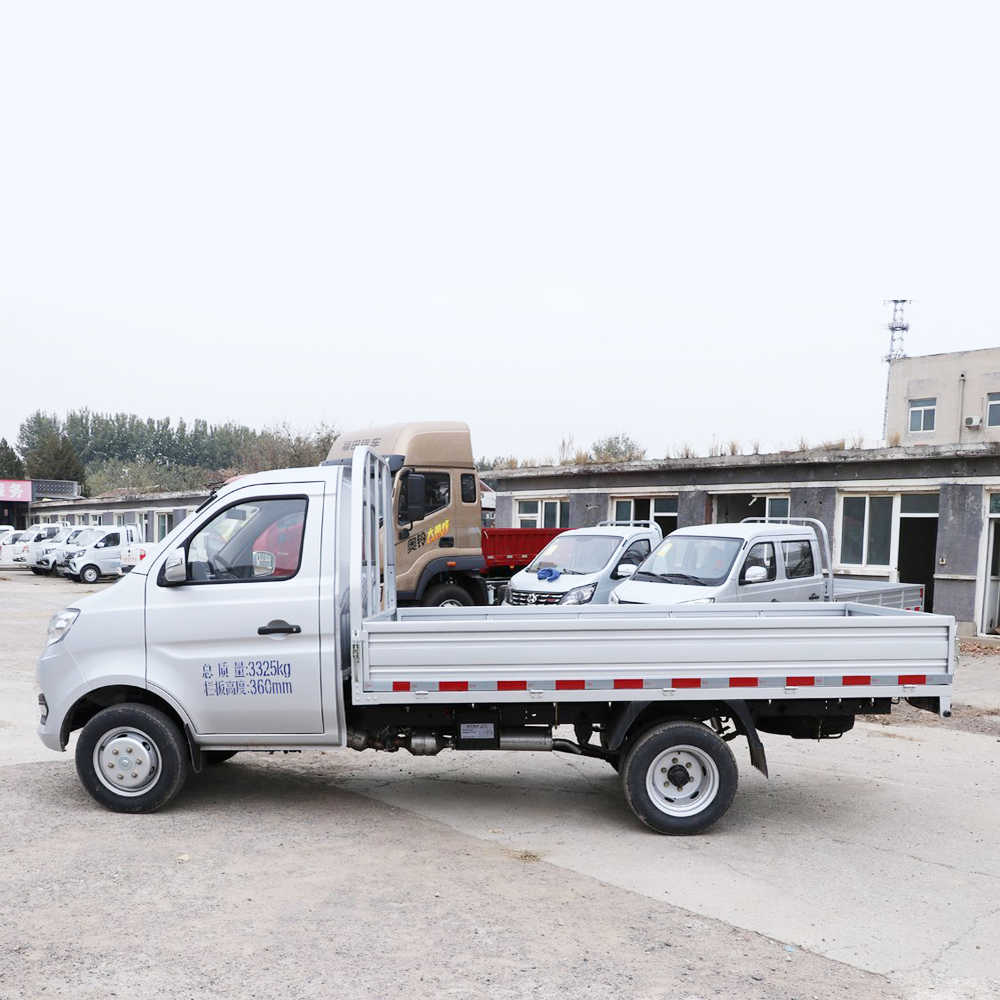 CHANGAN Single Row Cargo Transport Truck With Fence Plate Style Freight Truck Delivery Truck