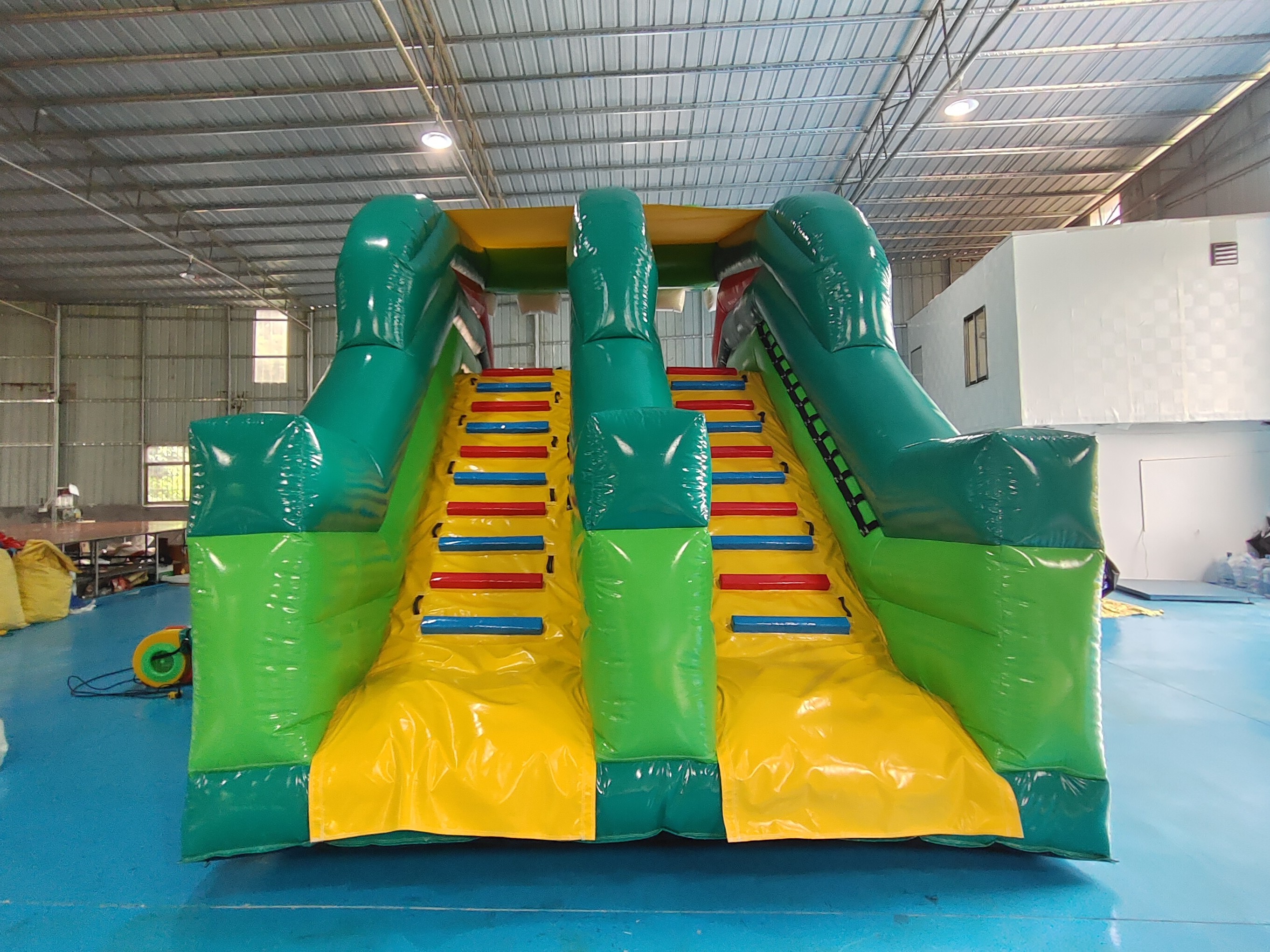 New Design Inflatable Slide Frog Figure Inflatable High Double Slides Dry Slide For Kids And Adults
