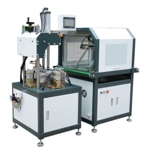  Box Pressing Air Bubbles Machine With Manipulator Manufactures