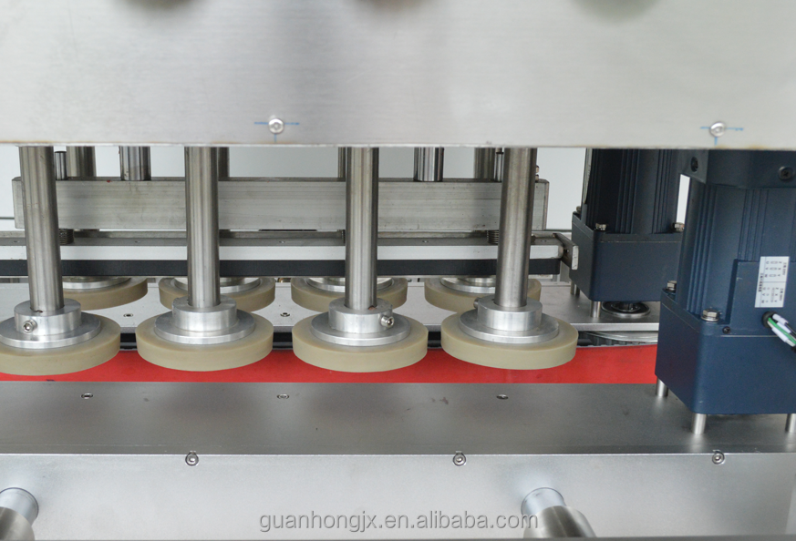 8 Pairs Wheel Rotation Linear Capping Machine for Commodity Bottles 30-120mm Diameter