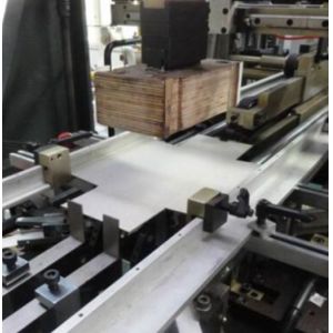 Smart Automatic Rigid Box Making Machine With Servo Optical Fiber Positioning System