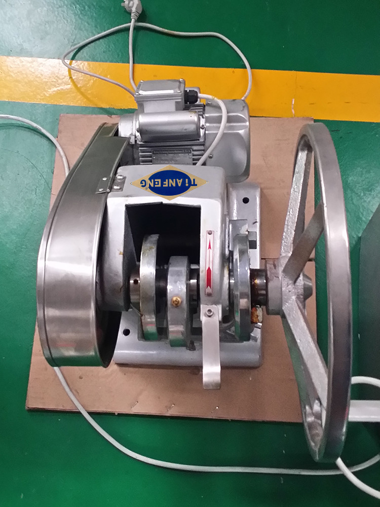 Lab 15KN 5000 Pcs/Hour Small Tablet Tdp1.5 Tdp 1.5 Pill Press Maker