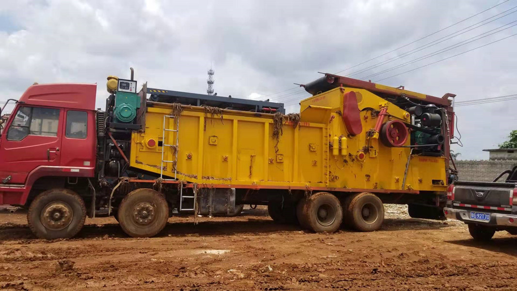 Factory Direct Sale Drum Wood Chipper Forest Machinery Wood Logs Crusher Machine