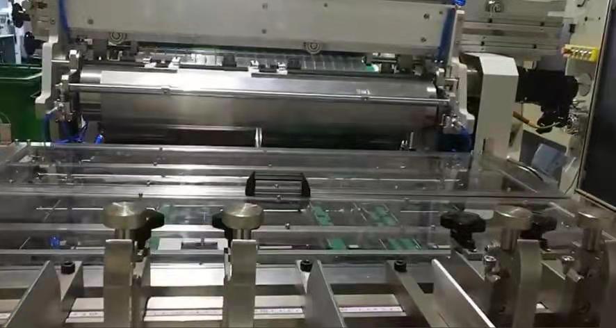 2 Lane Operation Window Patching Machine Film Lamination