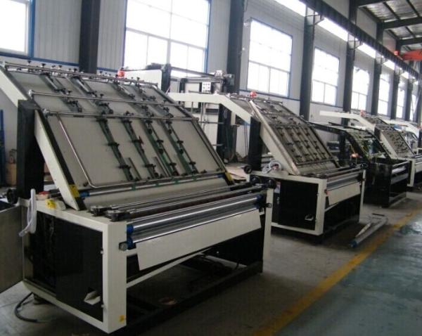 Recycled Cardboard Semi Automatic Paper Folding Machine And Carton Gluing
