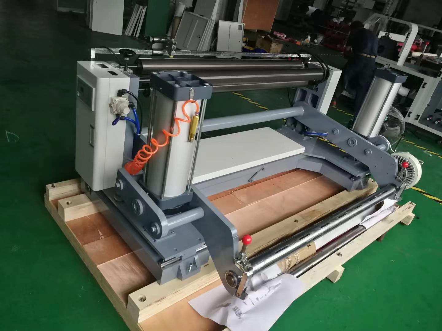 HJ-1100 Longitudinal Cutting Machine Variable Frequency Speed Transverse 1400mm