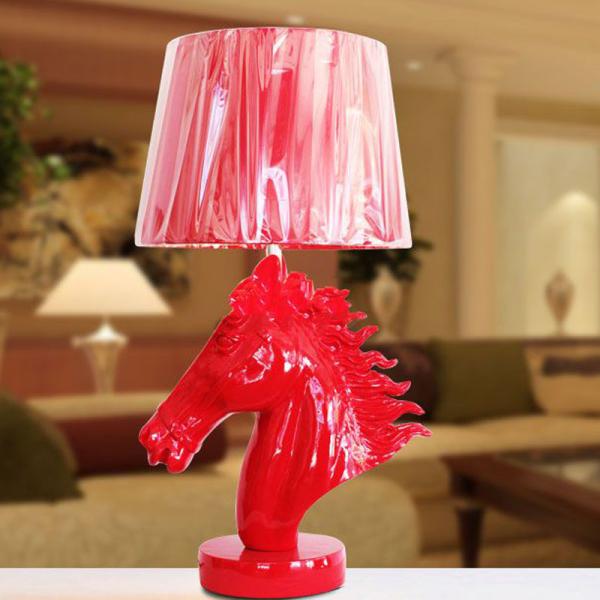 Nordic luxury resin desk lamp post-modern hotel decoration horse table lamp(WH