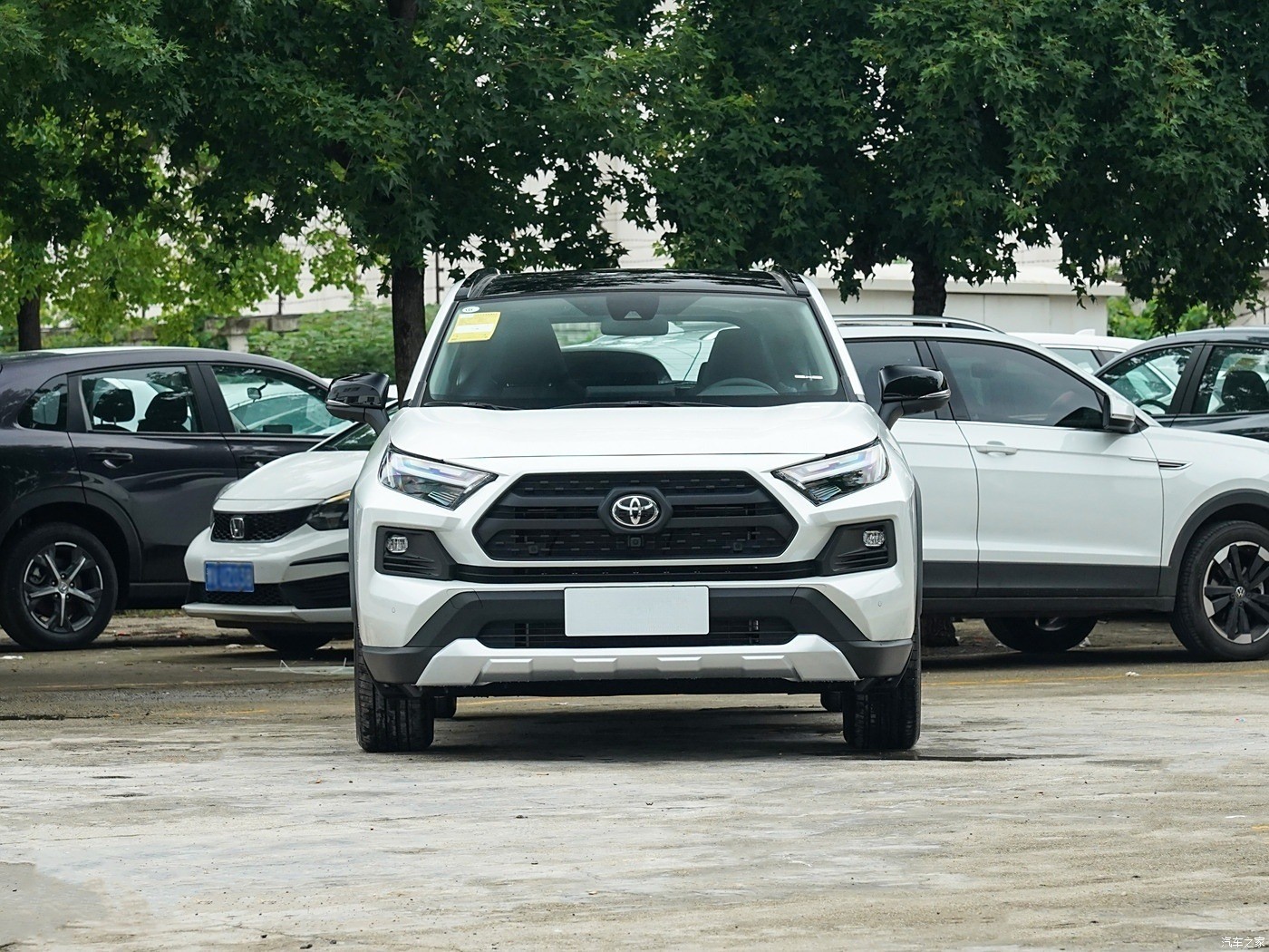 Toyoyta RAV4 2023 2.5L E-CVT 4WD Ultimate Edition Hybrid SUV