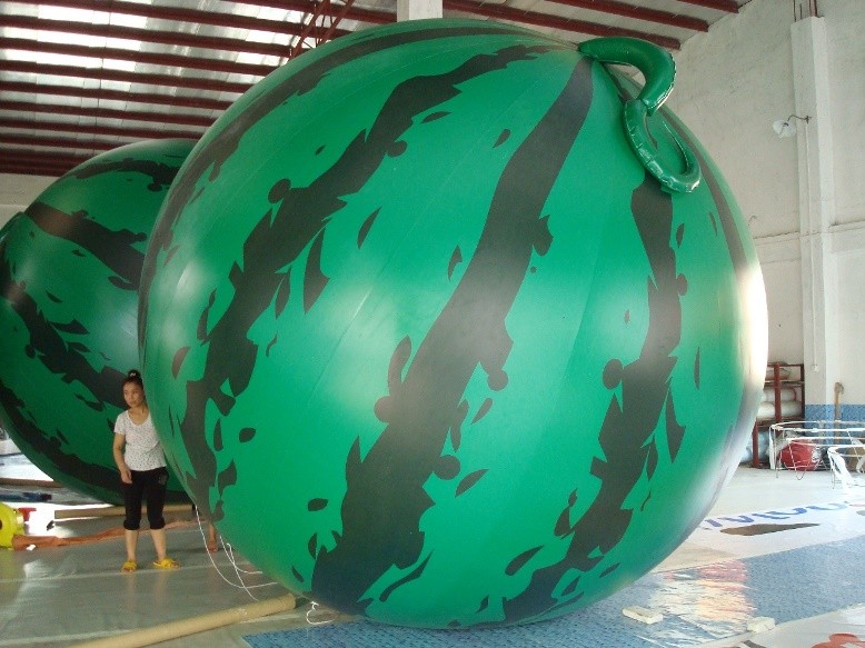 4m diameter watermelon Fruit Shaped Balloons Rainproof / Fireproof