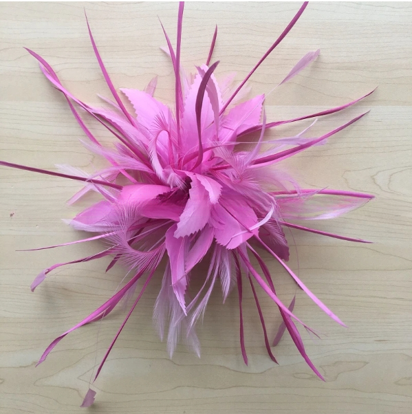 15*15 cm Goose Feather Flower Mount Wire Accessory for Professional Presentation