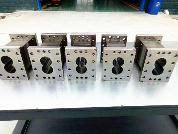 Compact Size Twin Extruder Machine Parts , Twin Screw Extruder Elements ISO9001