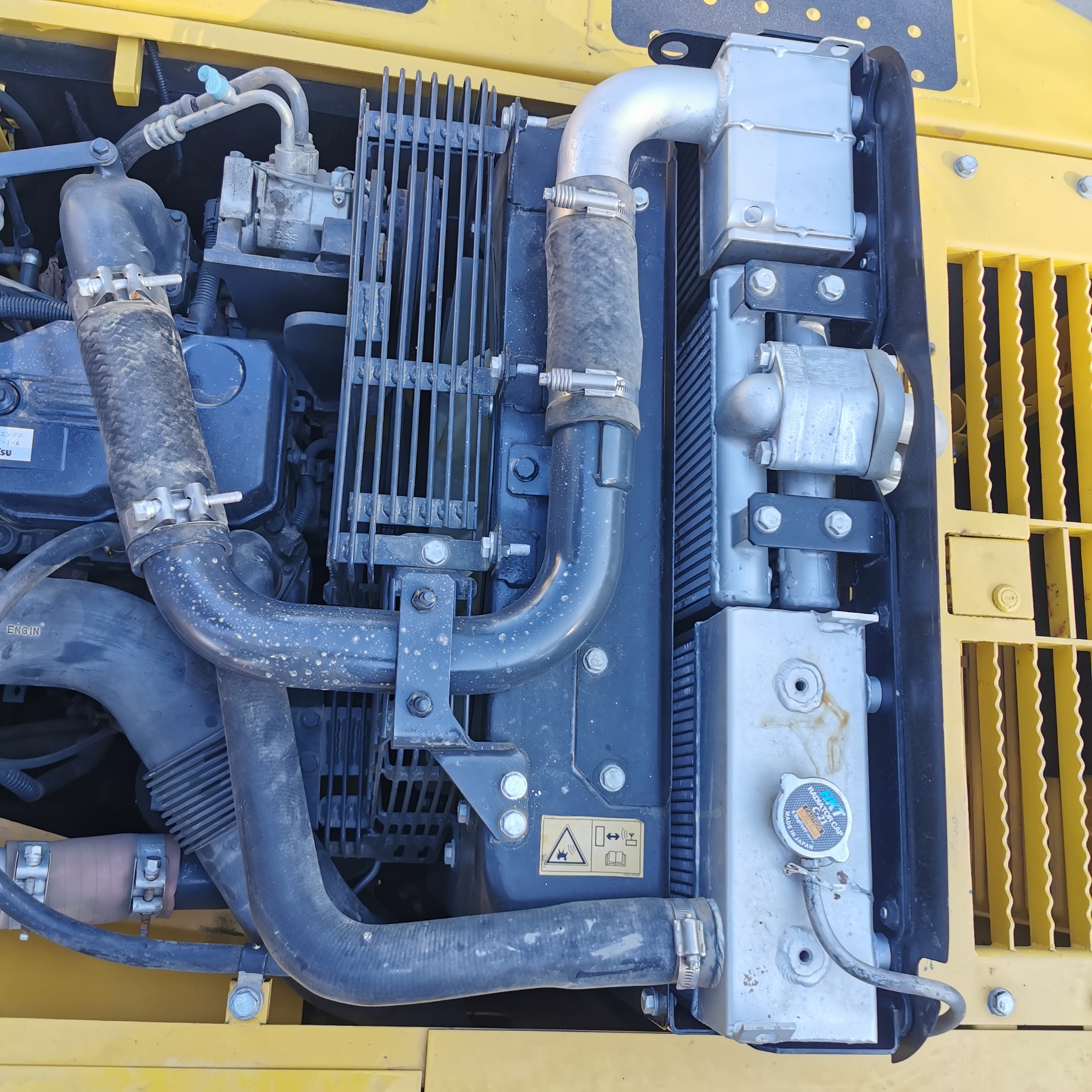 110KW Used Kumatsu PC200 PC220 Hydraulic Crawler Excavator for Construction Projects