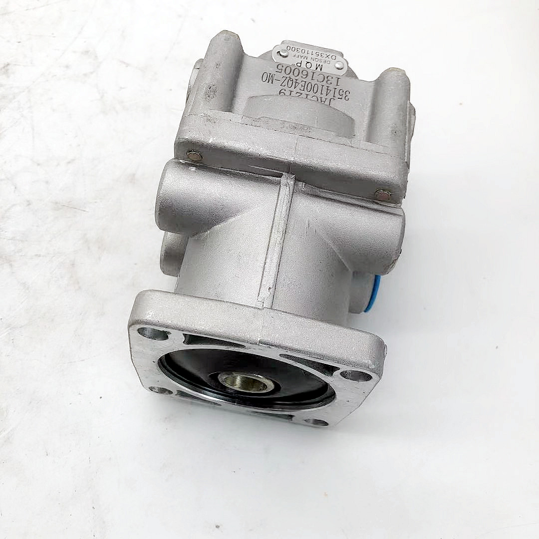 Hot Selling Original CAR Truck Brake Valve Assembly For JMC