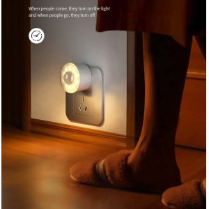  Intelligent Human Body Sensing Light Control Socket Plug for Aisle Stairway and Toilet Manufactures