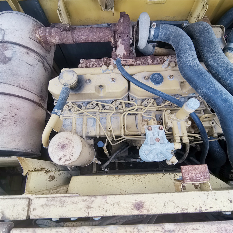 Shanghai Trade Used Caterpillar Excavator 320c with Original Hydraulic Cylinder
