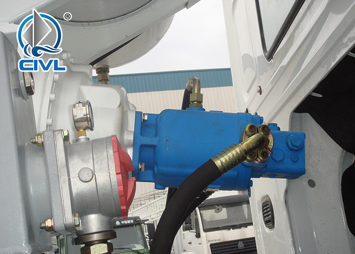 SINOTRUK HOWO 8 x 4 Concrete Mixer Trucks Engine 371HP Concrete Mixing Equipment 10-16cbm Tank volume