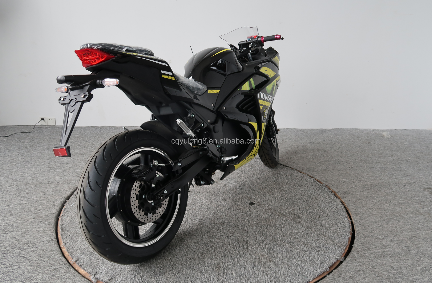 LCD Intelligent Display Electric Motorcycle Long-Lasting and Suitable for Adult Riders