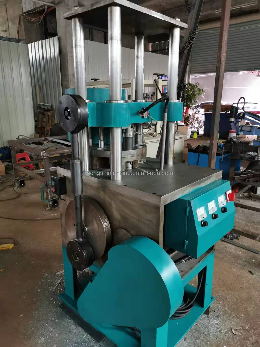 Fully automatic tealight candle cup making machine water floating candle extruder machine