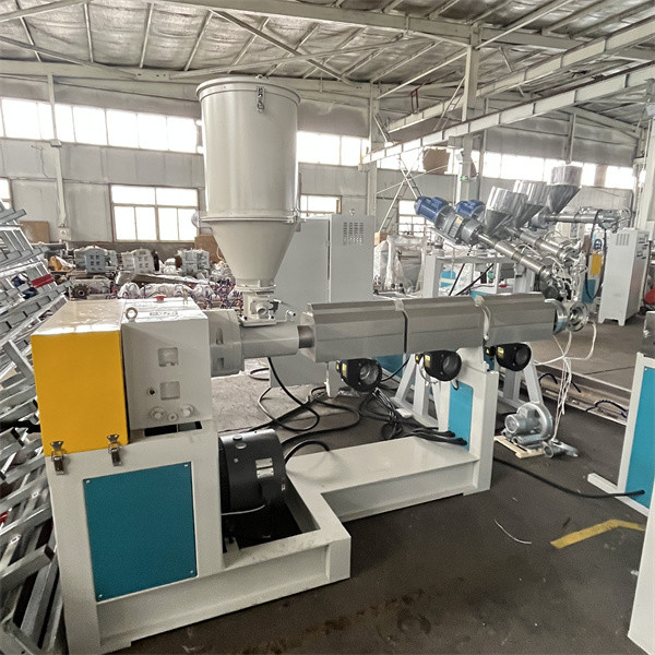 Custom PVC Suction Hose Machine Garden reinforced Fiber PVC Pipe Maker Machine