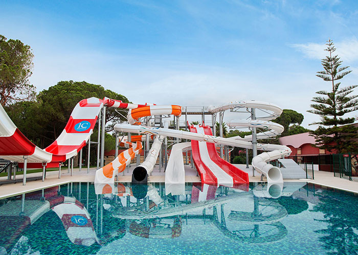Theme Park Funny Dubai Water Slide , Professional Water Park Boomerang Water Slide