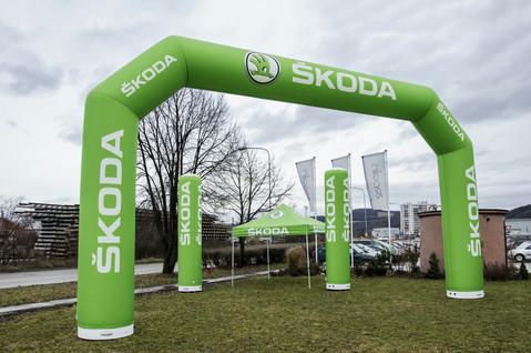 3-15m Customized Inflatable Arch The Perfect Gateway for Marathon Competitions