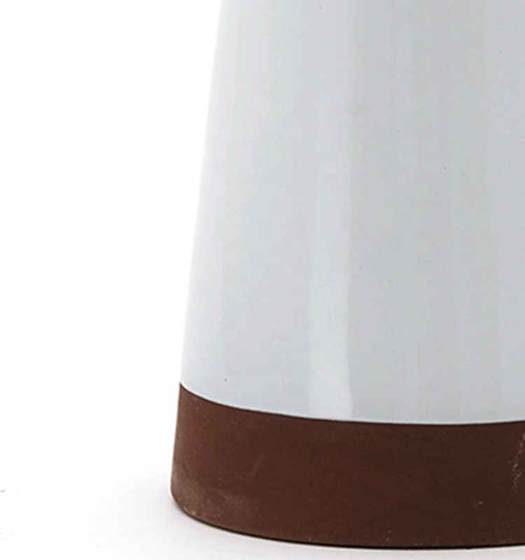 White Ceramic Water Pitcher With Lid Custom Coffee Water Milk Pitcher Multicolored Manufacturing Jugs