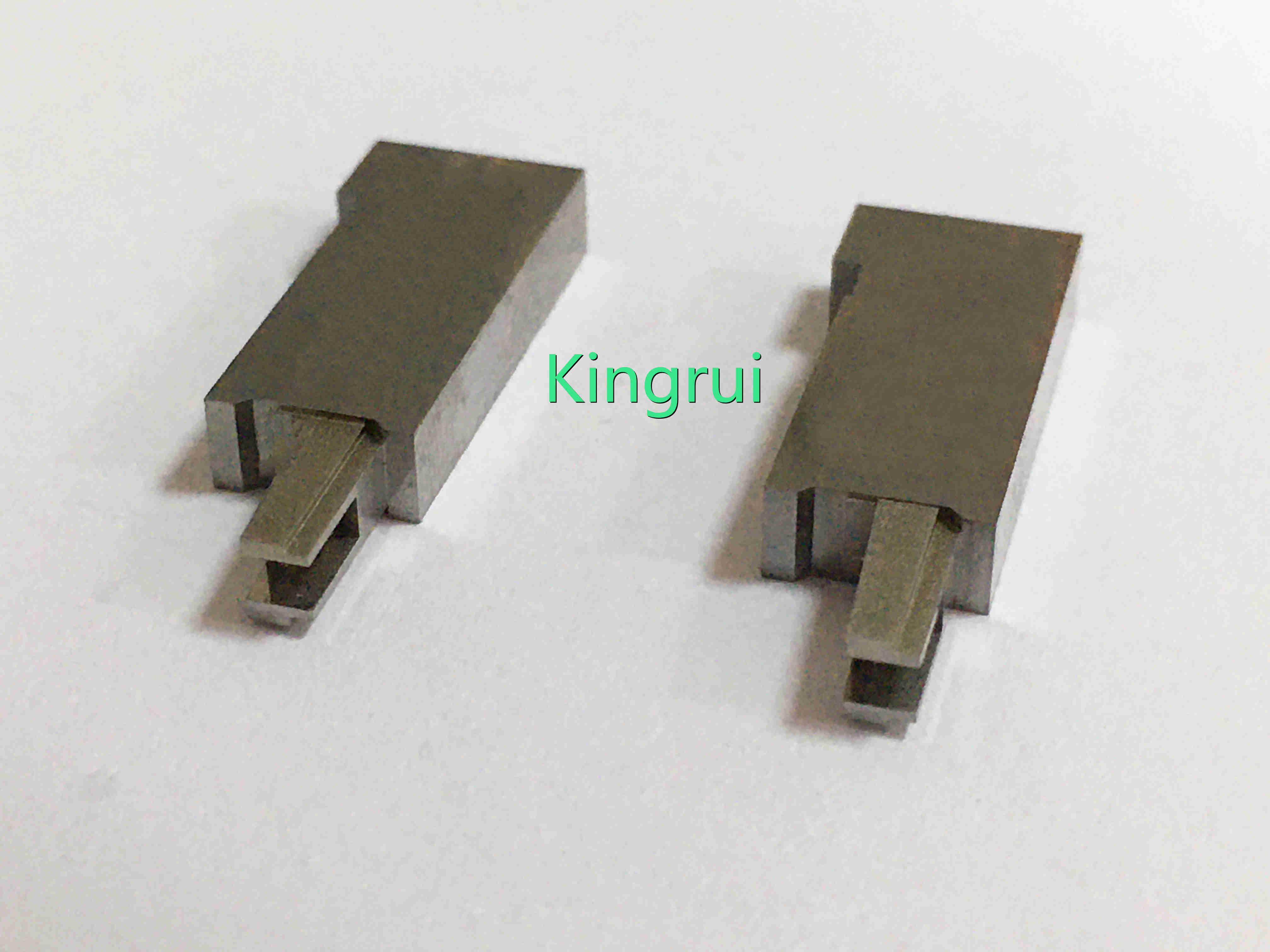 EDM SKD61 Automotive Plastic Parts For Auto Conenctor Mould