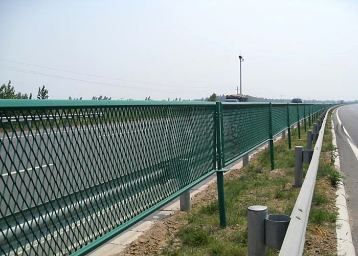 Diamond Hole L1200mm W2400mm Expanded Metal Mesh Low Carbon Steel
