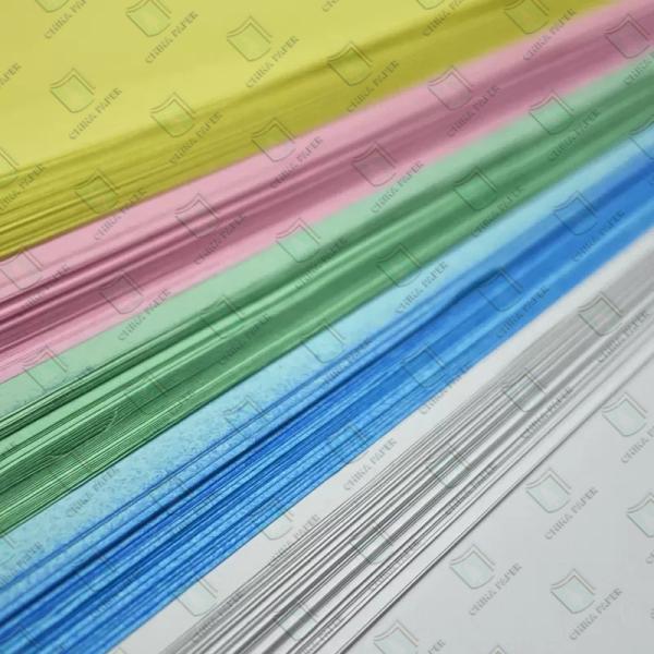 Eco - Friendly 48g 55g 80g Printed Carbonless Paper Jumbo Roll For Office