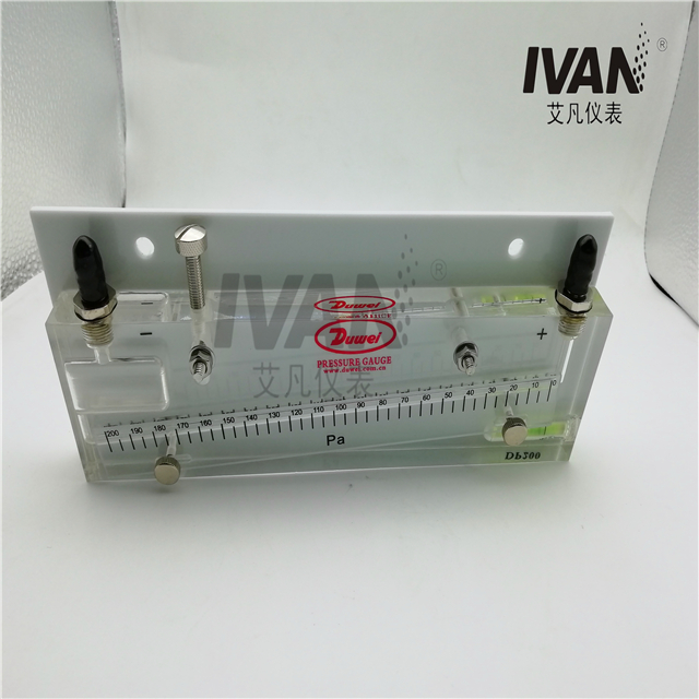 Industrial Grade DP200 Red Oil Tilt Differential Pressure Gauge for Accurate Monitoring