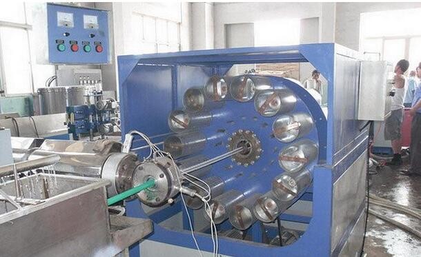 High Speed Plastic Pipe Extrusion Line , PVC Garden Hose Making Machine