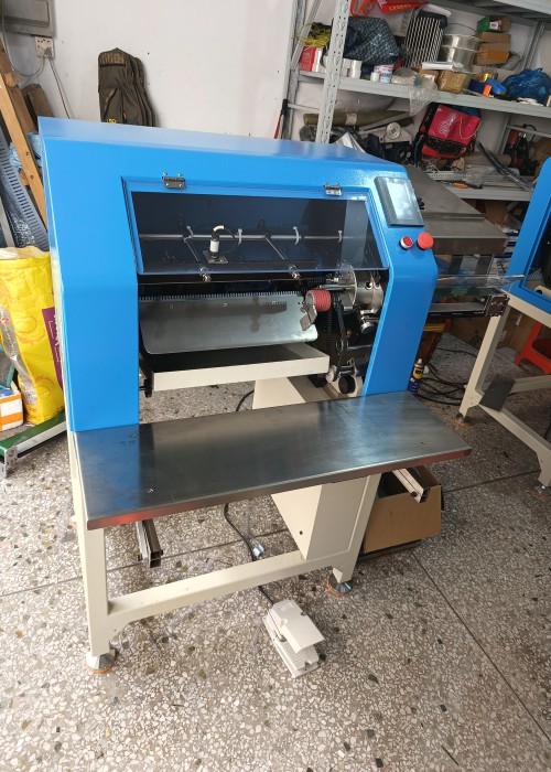 700 Book/Hour PVC Plastic Coil Inserting Machine Max 3/4'' Plastic Wire Spiral Coil Binding Machine Equipment For Book