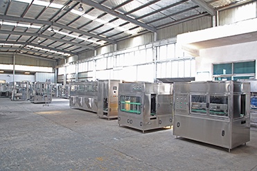 Stainless Steel Washing Filling And Capping Machine 4000BPH 8000BPH