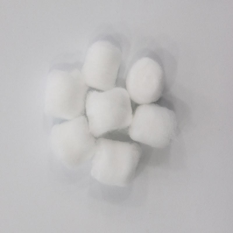 100% Absorbent Medical Cotton Balls Biodegradable Safety white Color
