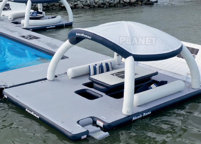 3.4x3.4m Floating Inflatable Docks Water Park Inflatable Resting Island With Shade Tent