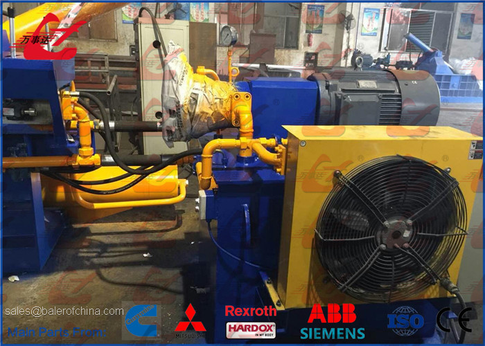 Beverage Cans Metal Scrap Baling Machine Metal Shavings Compactor With Siemens Motor