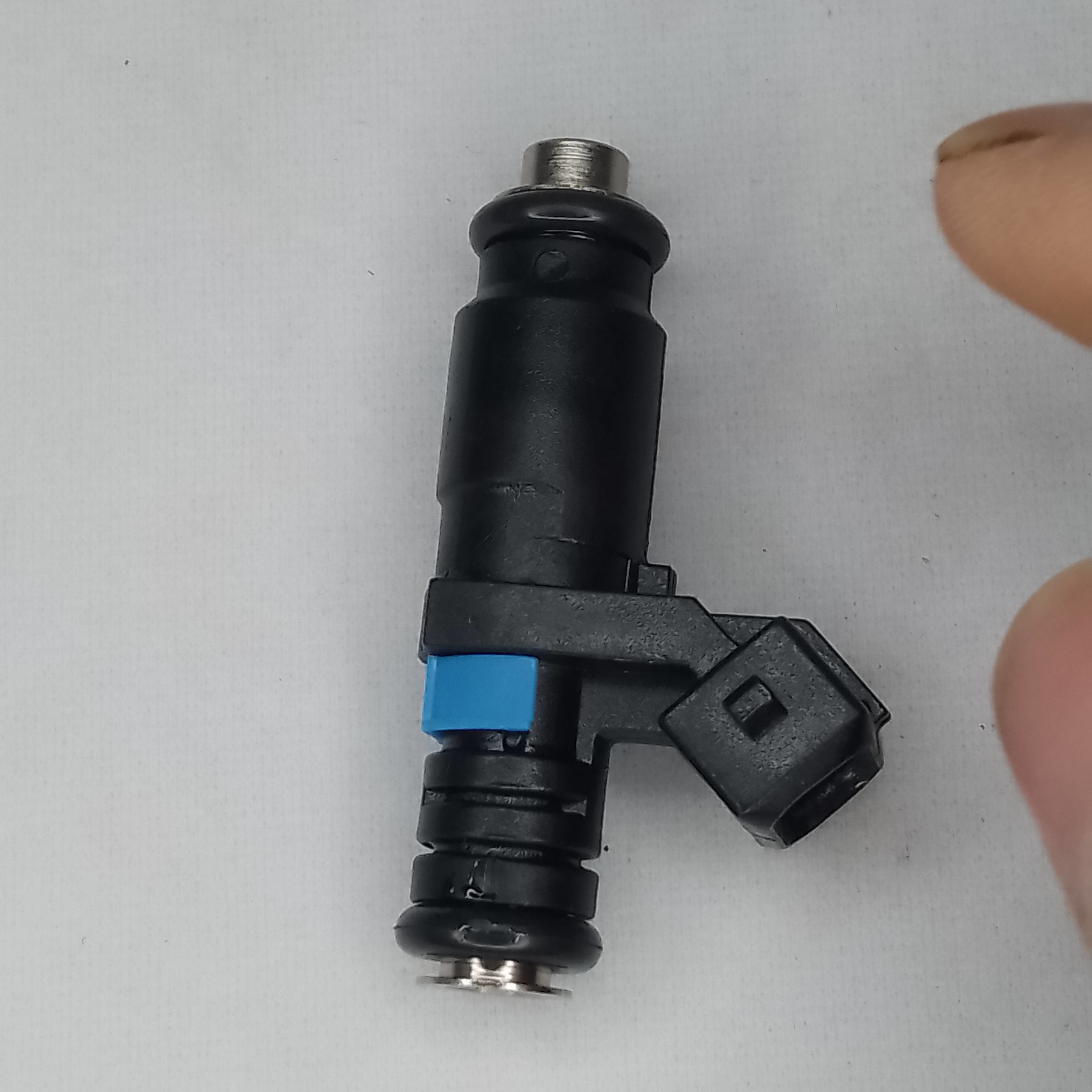 24542624 Siemens Fuel Injector Nozzle For Gm Chevrolet Buick Siemens Wuling 1.0 1.1
