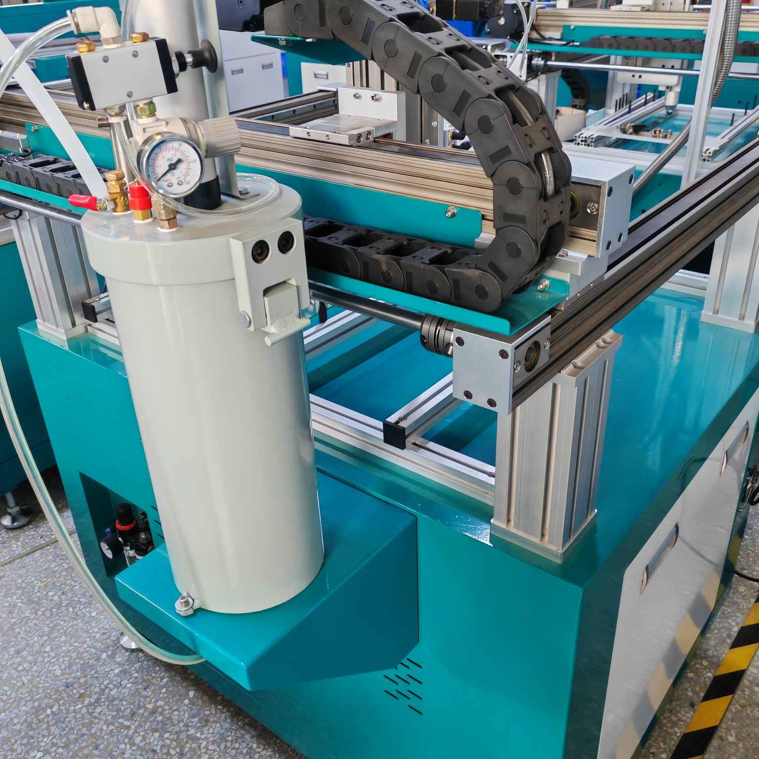 220V Glue Dispensing Robot 3 Axis Robotic Adhesive Dispenser 700*650*1200mm