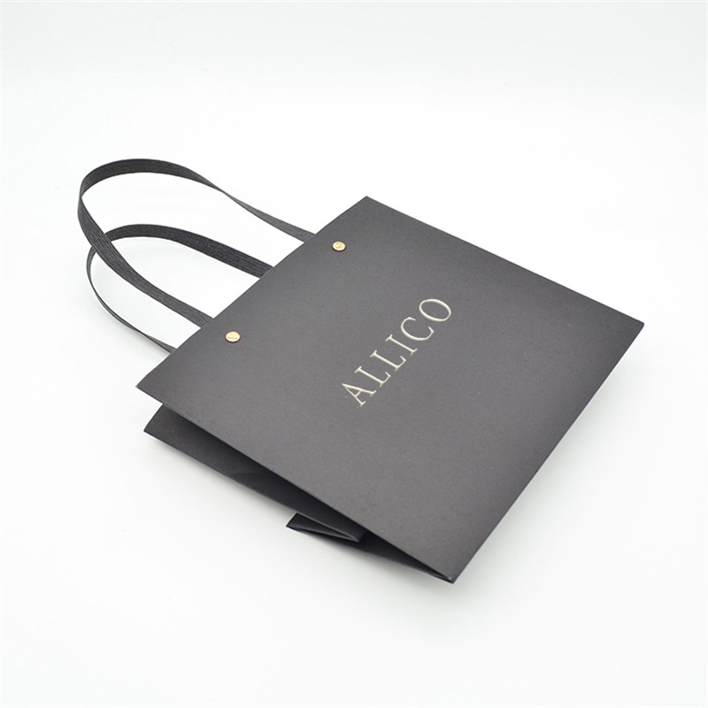 Recycled High End Shopping Bag , 128gsm Pantone Matte Black Gift Bags