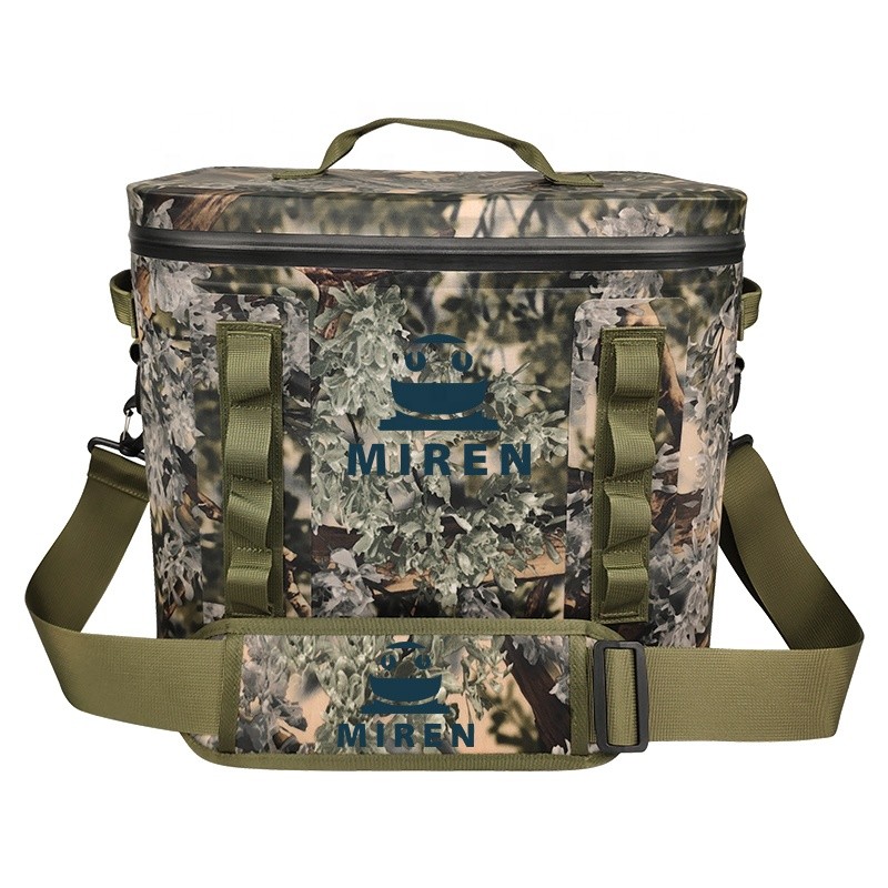 Waterproof 20l Cooler Backpack , Camouflage Soft Sided Coolers For Camping Hiking