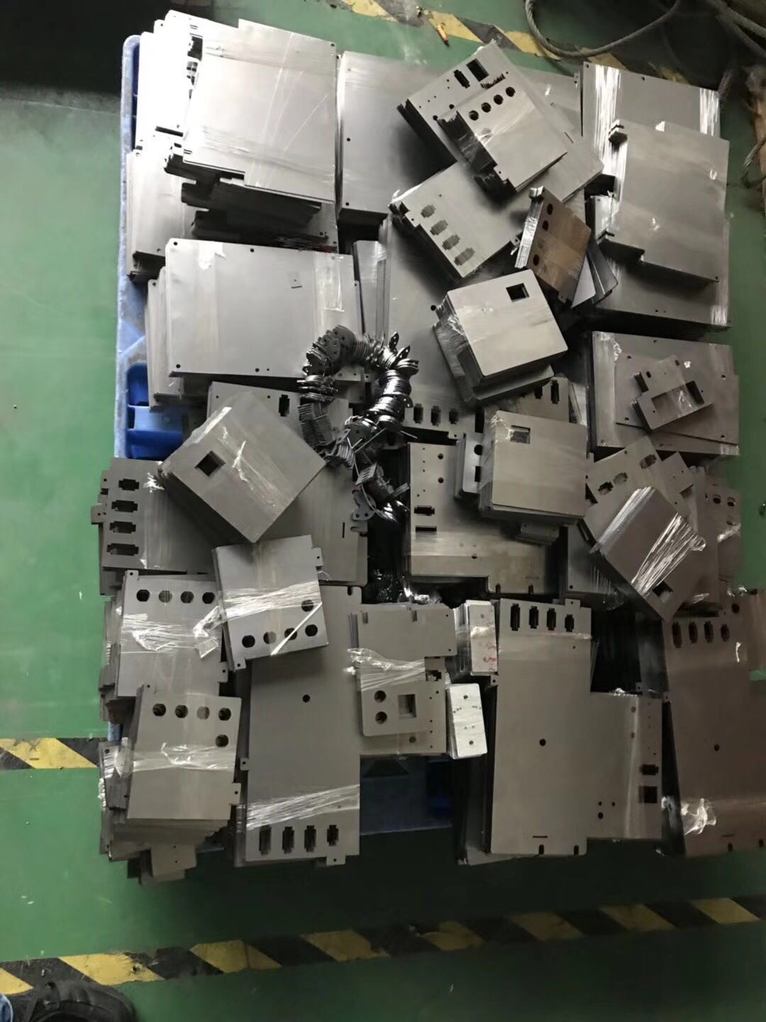 China Architectural Stainless Steel Metal Fabrication Manufacturer For Hotel Decoration