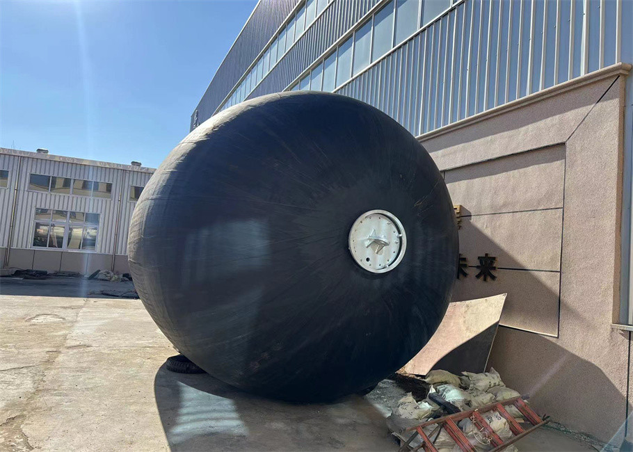 Floating Marine Fender Sling Type Pneumatic Natural Rubber Fender