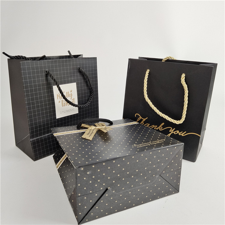 Quality Assurance Customized Paper Bags for Shopping with Logo Printing Biodegradable Paper Pouch