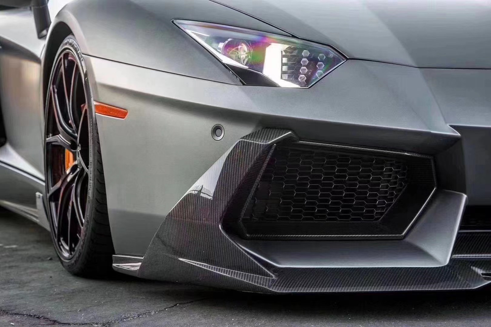 For Lamborghini LP700 Carbon Fiber Body Kit LP700 Upgrade VORs Style Carbon Fiber Front Lip Diffuser Spoiler