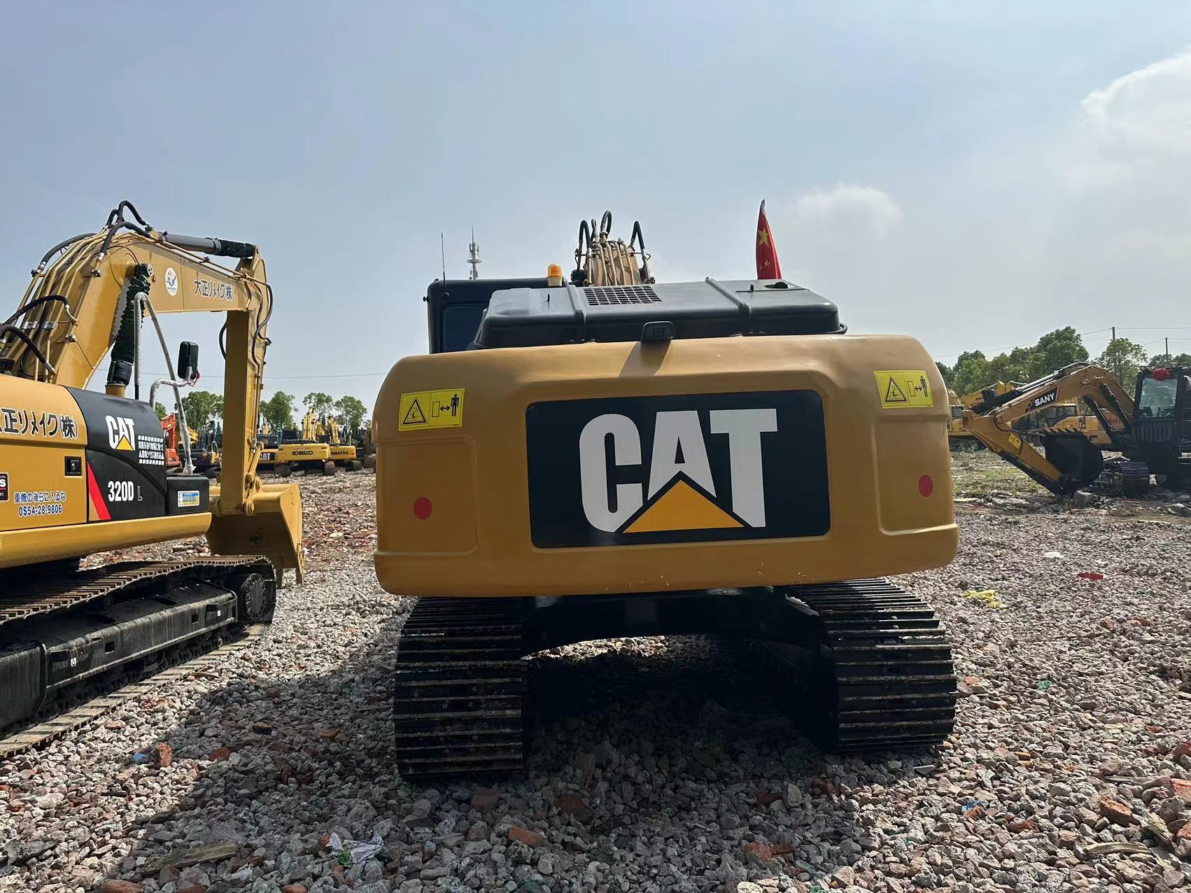 Used Caterpillar Excavator CAT 320DL Secondhand 20ton Crawler Digger