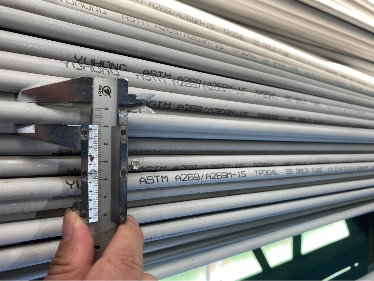 Stainless Steel Seamless Tube ASTM A269 TP304L Pickled and Annealed Tubing